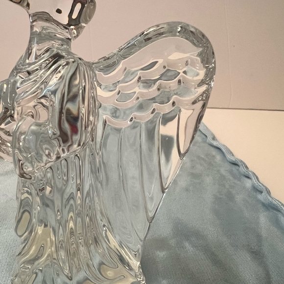 Crystal Angel Figurine - Picture 7 of 10